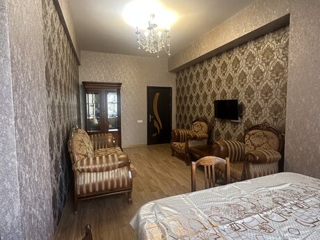 Kirayə 2 otaqlı mənzil, 80 m², Nəriman Nərimanov: 800 ₼/ay 2