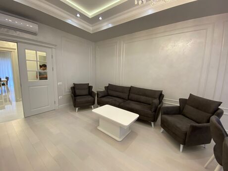 Kirayə 4 otaqlı mənzil, 145 m², Ağ şəhər: 2 500 ₼/ay 3