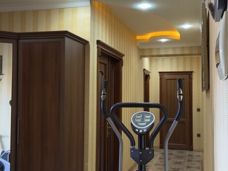 3 otaqlı mənzil, 132 m², 20 Yanvar: 298 000 ₼ 5