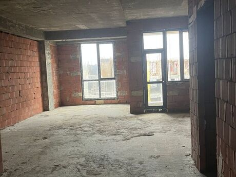 3-room apartment, 122 m², Azadlıq Prospekti: 240 000 ₼ 3