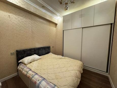 Kirayə 2 otaqlı mənzil, 70 m², Şah İsmayıl Xətai: 1 000 ₼/ay 3