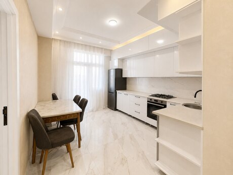 Kirayə 2 otaqlı mənzil, 70 m², Şah İsmayıl Xətai: 1 000 ₼/ay 4
