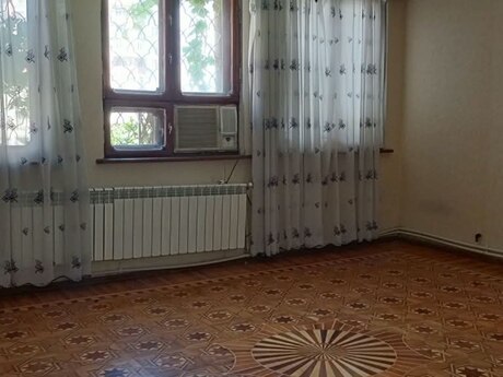 Аренда: 4-комнатная квартира, 90 м², İçəri Şəhər: 750 ₼/мес 3