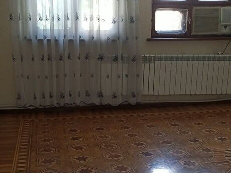 Объявление №6414439 - Баку, м. Ичеришехер, 4-комн., 90 м², 2/5 этаж