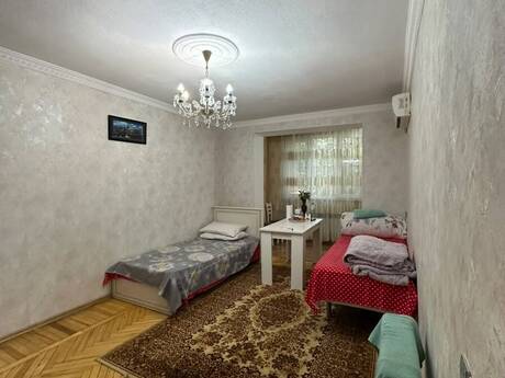 1-комн. · 40 m² · 2/5 этаж, Elmlər Akademiyası