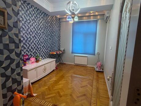 3 otaq · 92 m² · 5/8 mərtəbə, Əhmədli