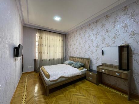 Kirayə 4 otaqlı mənzil, 110 m², Sahil: 1 350 ₼/ay 4