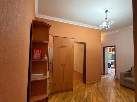 Аренда: 2-комнатная квартира, 93 м², Azadlıq Prospekti: 600 ₼/мес 5