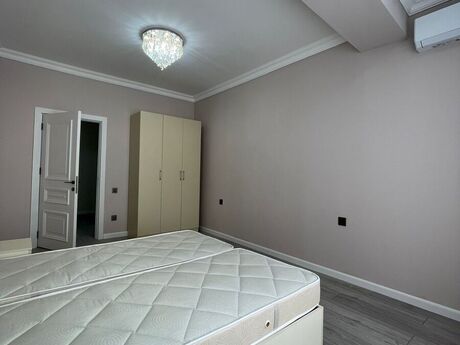 Kirayə 4 otaqlı mənzil, 147 m², 28 May: 1 500 ₼/ay 4