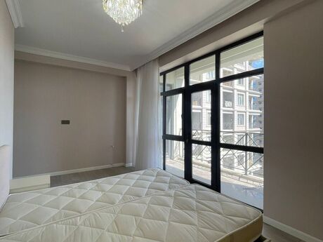 Kirayə 4 otaqlı mənzil, 147 m², 28 May: 1 500 ₼/ay 2