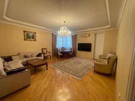 Elan №6414615 - Bakı, İnşaatçılar m., 3 otaqlı, 125 m², 9/11 mərtəbə