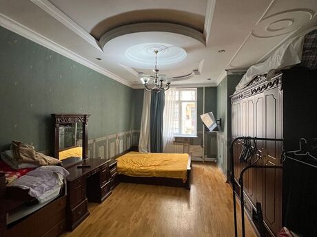 4-комнатная квартира, 157 м², Nizami: 438 000 ₼ 4