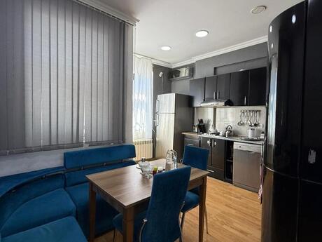 3 otaq · 87 m² · 10/11 mərtəbə, İnşaatçılar