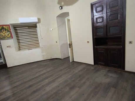 Kirayə 1 otaqlı mənzil, 35 m², 28 May: 850 ₼/ay 5