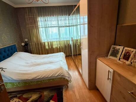 4-комнатная квартира, 110 м², 20 Yanvar: 275 000 ₼ 5