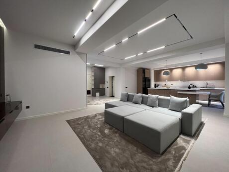 Kirayə 4 otaqlı mənzil, 232 m², Ağ şəhər: 6 000 ₼/ay 5