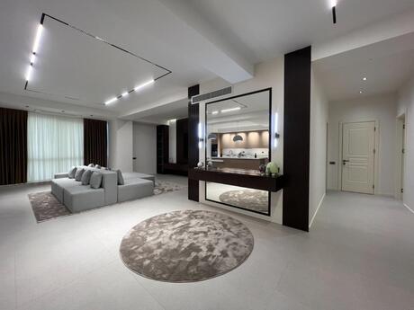 Kirayə 4 otaqlı mənzil, 232 m², Ağ şəhər: 6 000 ₼/ay 2