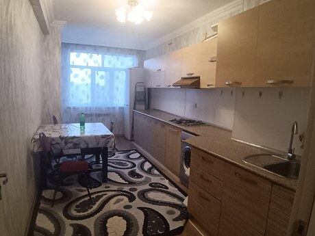 Kirayə 2 otaqlı mənzil, 80 m², İnşaatçılar: 650 ₼/ay 2