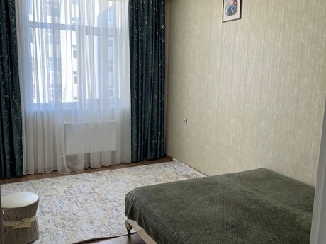 3-room apartment for rent, 75 m², Hövsan: 550 ₼/mo 4