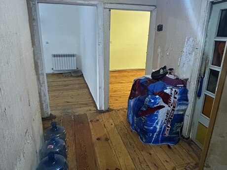 4 otaq · 88 m² · 1/9 mərtəbə, İnşaatçılar