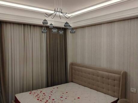 3-room apartment for rent, 90 m², Elmlər Akademiyası: 1 500 ₼/mo 4