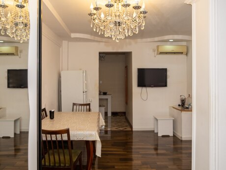 Kirayə 1 otaqlı mənzil, 50 m², İçəri Şəhər: 60 ₼/ay 5