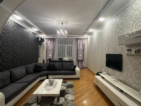 Объявление №6414889 - Баку, м. Ази Асланов, 3-комн., 130 м², 9/17 этаж