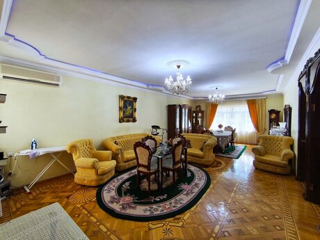 Elan №6414926 - Bakı, Nəsimi r., 12 otaqlı, 500 m²