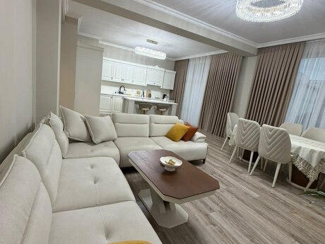 Elan №6374411 - Bakı, Ağ şəhər q., 4 otaqlı, 160 m², 2/6 mərtəbə