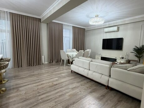 Kirayə 4 otaqlı mənzil, 160 m², Ağ şəhər: 3 500 ₼/ay 2