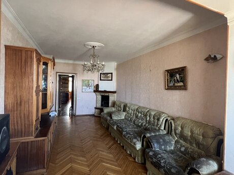 3 rooms · 100 m² · floor 4/5, Yasamal