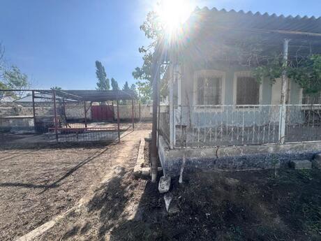 3 otaqlı həyət evi, 81 m², Novxanı: 70 000 ₼ 3