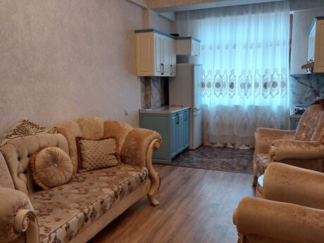 3-room apartment for rent, 70 m², Masazır: 450 ₼/mo 2