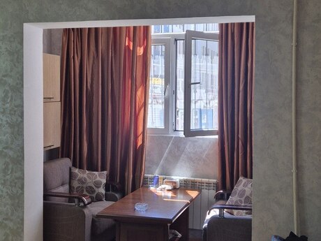 2 rooms · 50 m² · floor 1/9, 8-ci mikrorayon