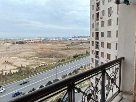 3 otaq · 86 m² · 9/17 mərtəbə, Bayıl