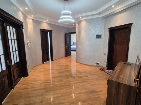 Kirayə 3 otaqlı mənzil, 165 m², Nərimanov: 1 500 ₼/ay 4