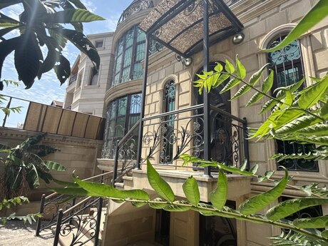 8 otaqlı həyət evi, 500 m², Əhmədli: 450 000 ₼ 2