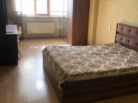 Kirayə 3 otaqlı mənzil, 120 m², 28 May: 1 000 ₼/ay 4