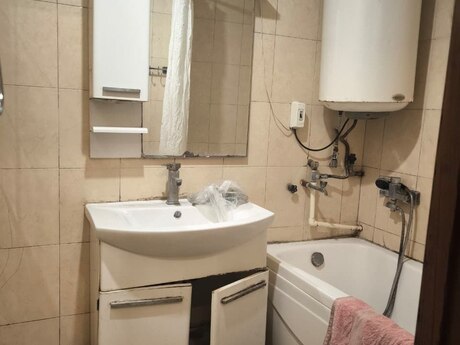Kirayə 3 otaqlı mənzil, 92 m², Memar Əcəmi: 600 ₼/ay 4