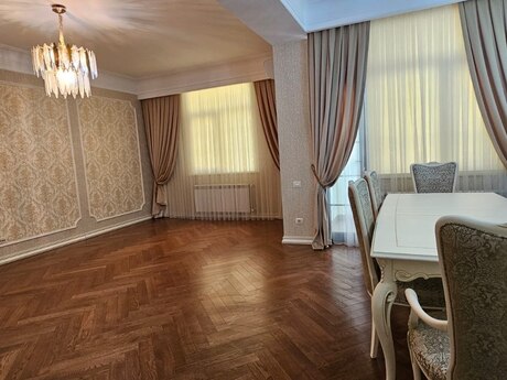 4-room apartment, 204 m², Renessans Palace: 1 050 000 ₼ 3