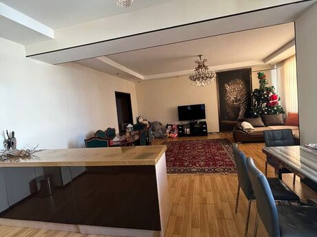 4 otaqlı mənzil, 156 m², Xalqlar Dostluğu: 330 000 ₼ 5