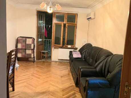 Elan №6415374 - Bakı, Gənclik m., 2 otaqlı, 45 m², 3/5 mərtəbə