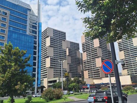 Elan №6415411 - Bakı, 8 Noyabr m., 2 otaqlı, 70 m², 17/27 mərtəbə