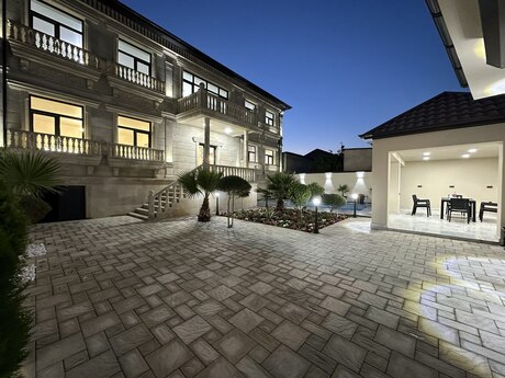 5 otaqlı həyət evi, 330 m², Şağan: 450 000 ₼ 2