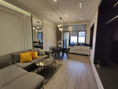 Kirayə 3 otaqlı mənzil, 110 m², 28 May: 2 500 ₼/ay 2