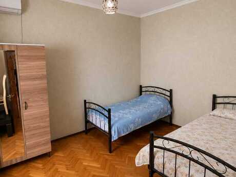 Kirayə 3 otaqlı mənzil, 100 m², İçəri Şəhər: 975 ₼/ay 4