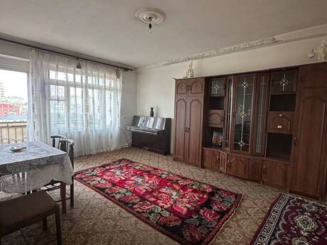 Elan №6415600 - Bakı, Gənclik m., 3 otaqlı, 80 m², 9/9 mərtəbə