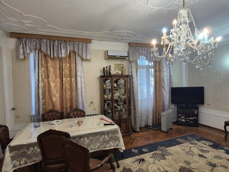 Elan №6415602 - Bakı, Nizami m., 3 otaqlı, 70 m², 2/7 mərtəbə