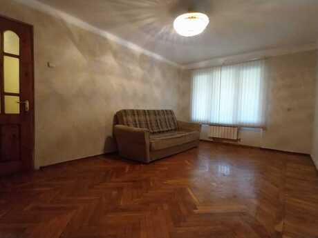 Elan №6415616 - Bakı, Elmlər Akademiyası m., 3 otaqlı, 75 m², 4/5 mərtəbə