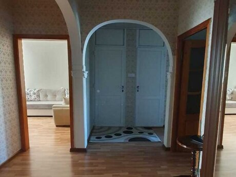 3 otaqlı mənzil, 85 m², Bakıxanov: 186 000 ₼ 2